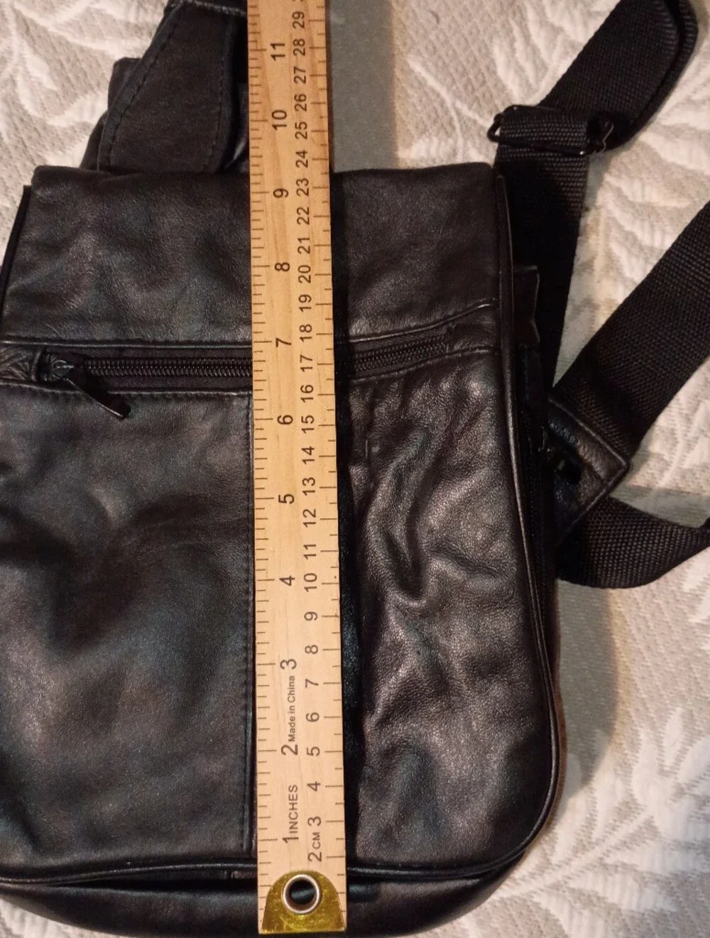 Buxton Black Leather Crossbody Sling Bag